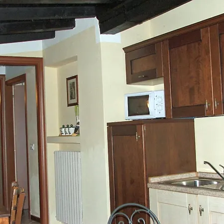 Apartman Ferienhaeuschen Claudio Mit Pool In Tignale